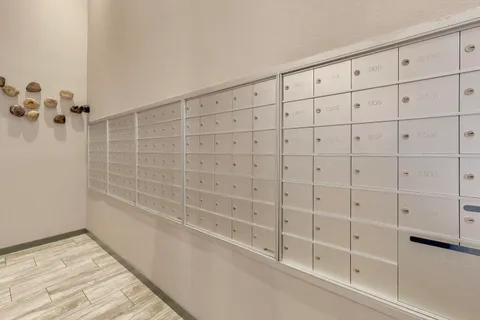 $275,000 | 701 South Wells Street, Unit 1402, Chicago, IL 60607