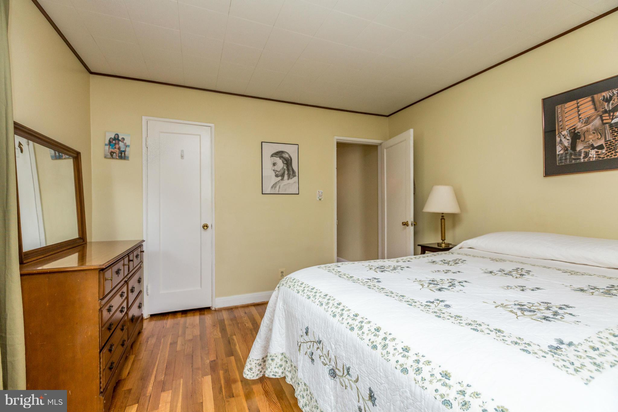 2508 Linwood Road Baltimore, MD 21234 - Photo 18 of 27 Main Level Bedroom 2