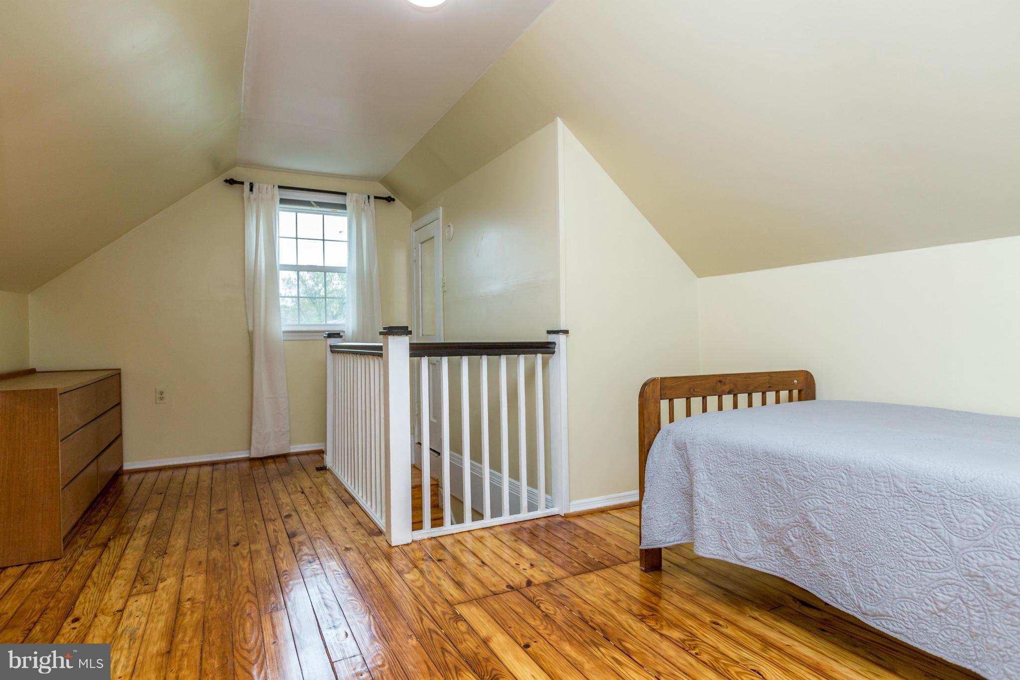 2508 Linwood Road Baltimore, MD 21234 - Photo 20 of 27 Upper Level