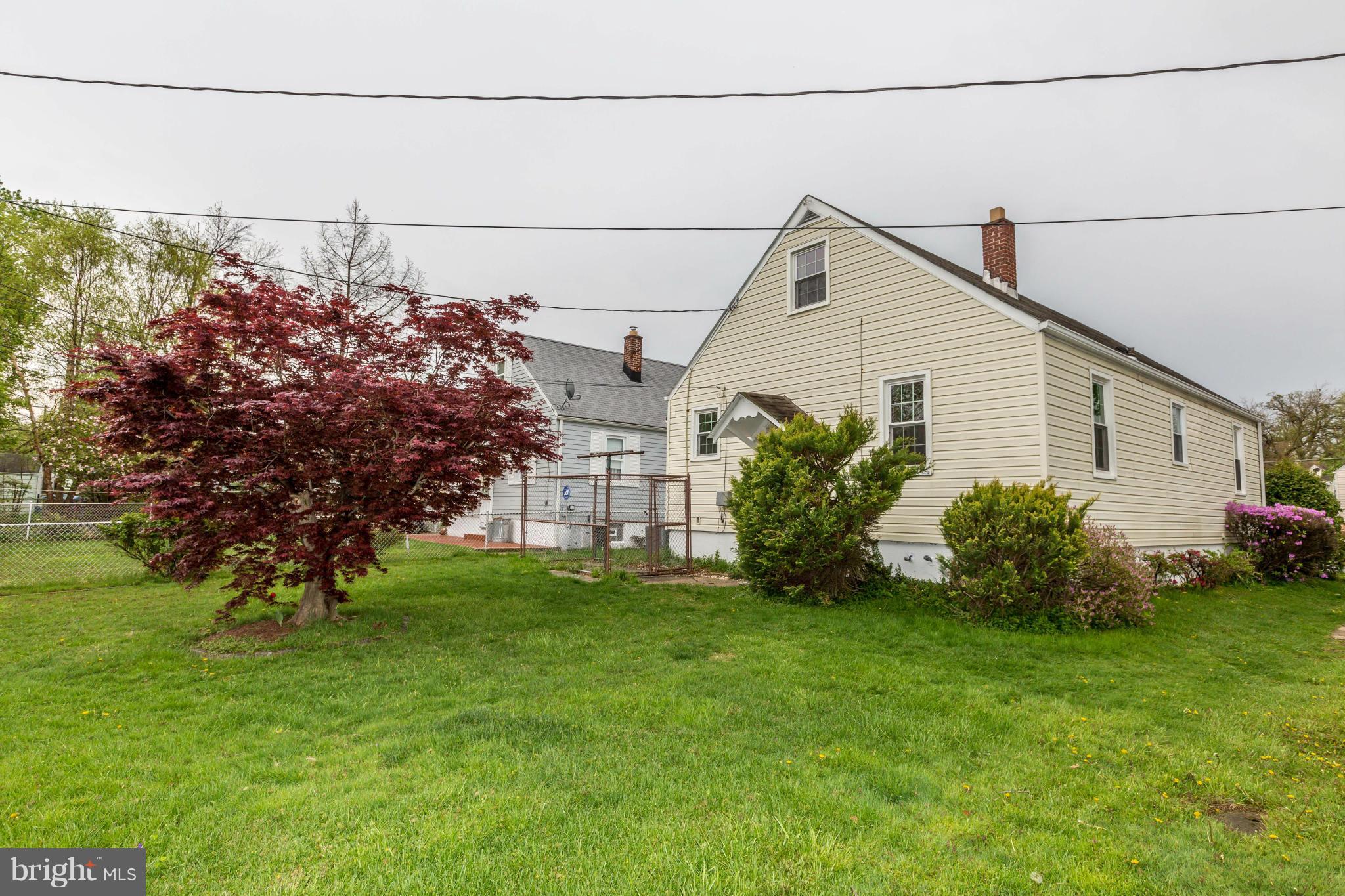 2508 Linwood Road Baltimore, MD 21234 - Photo 26 of 27 Large Level Backyard