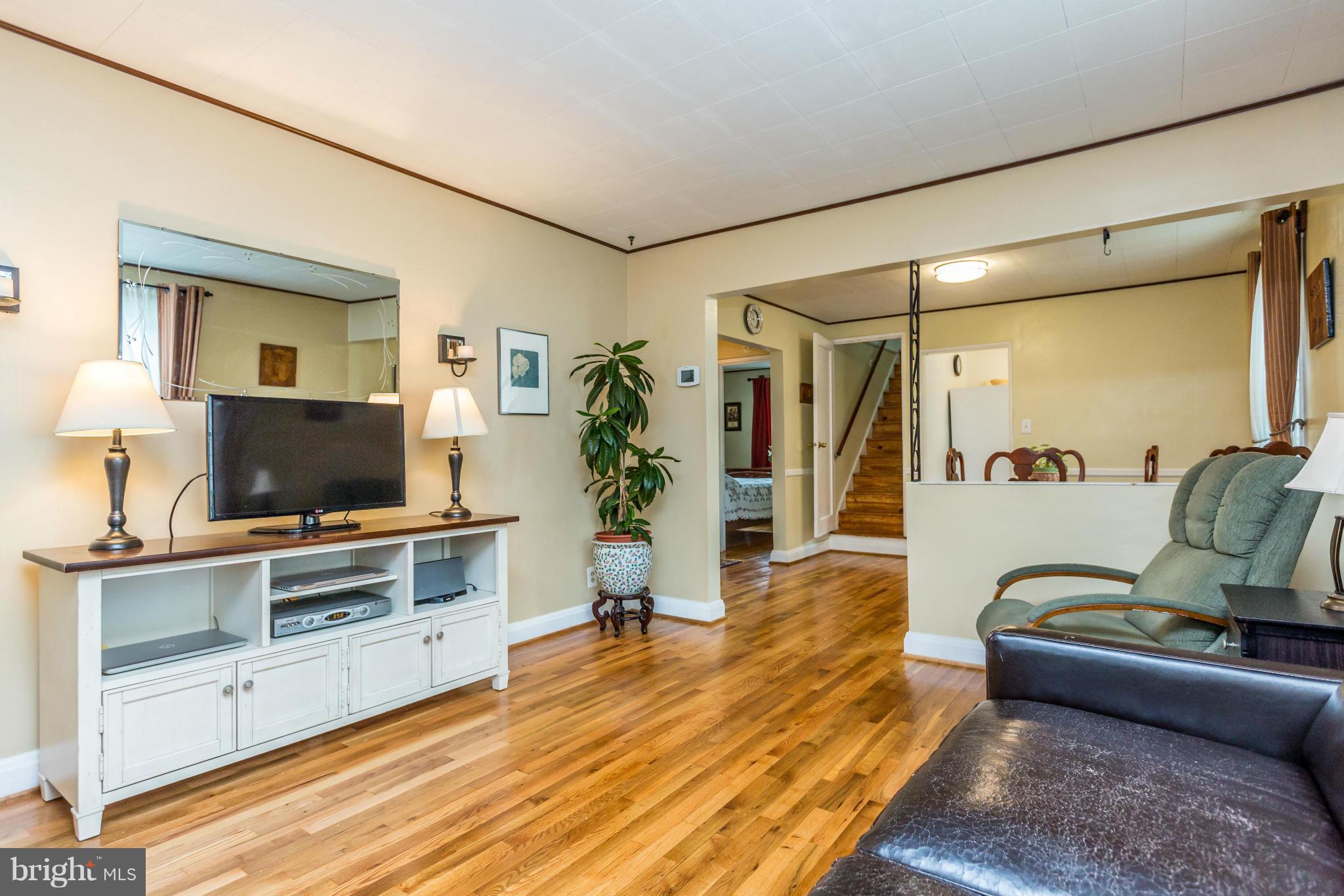 2508 Linwood Road Baltimore, MD 21234 - Photo 4 of 27 Gleaming Ref Wood Floors