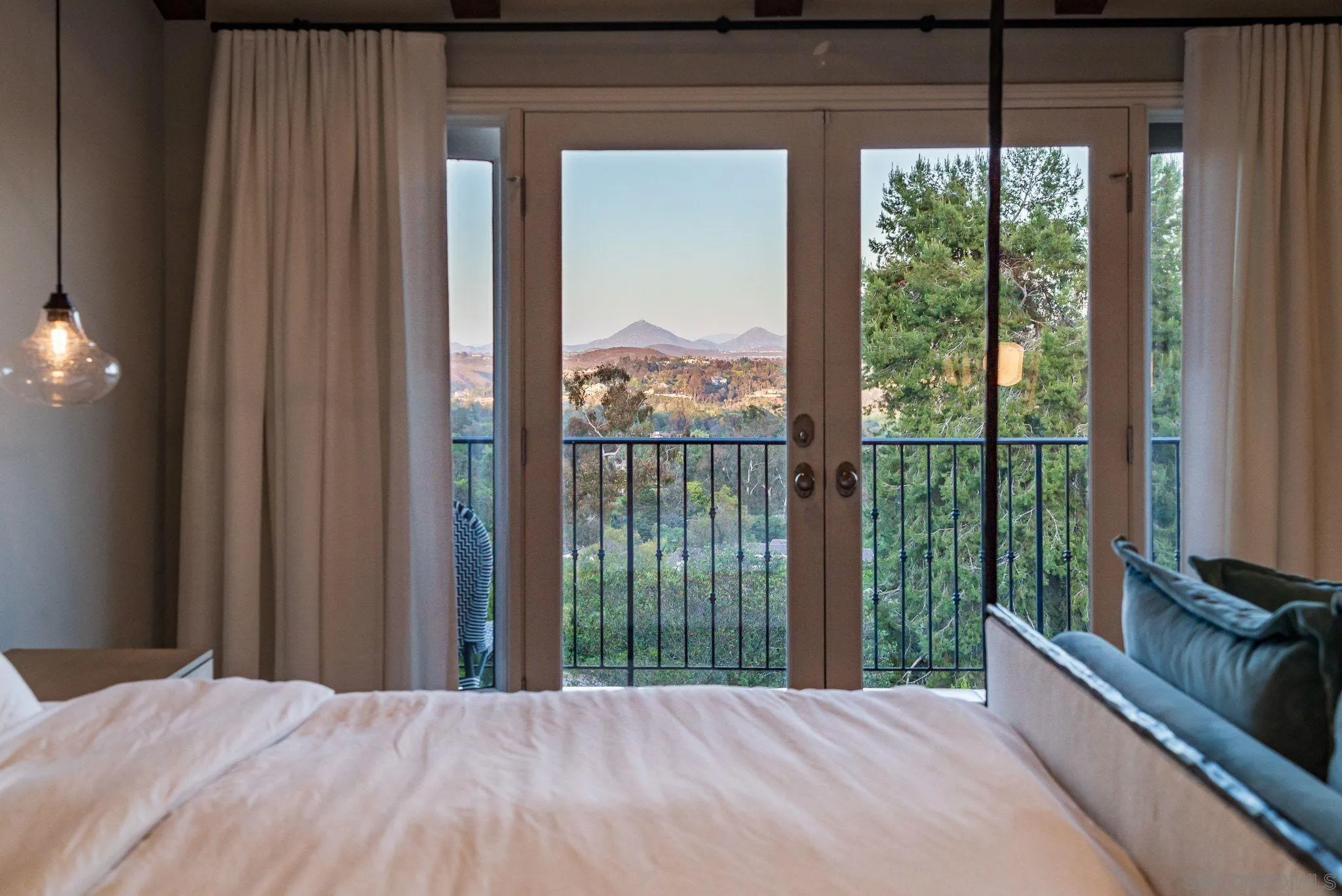 16186 Via Del Alba Rancho Santa Fe, CA 92067 - Photo 12 of 26