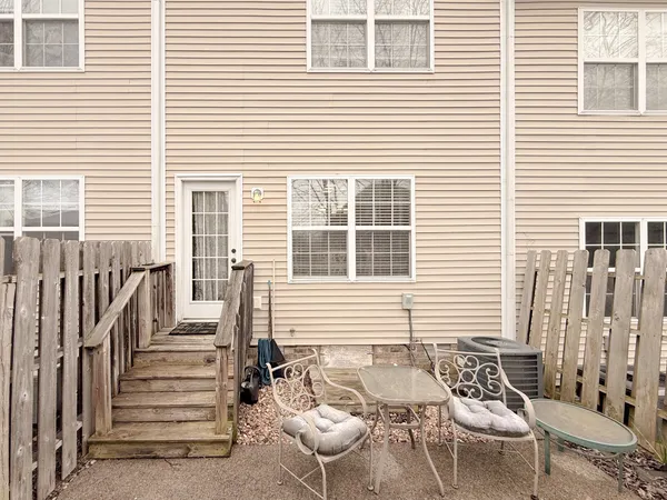 $297,000 | 305 Dakota Drive, Spring Hill, TN 37174