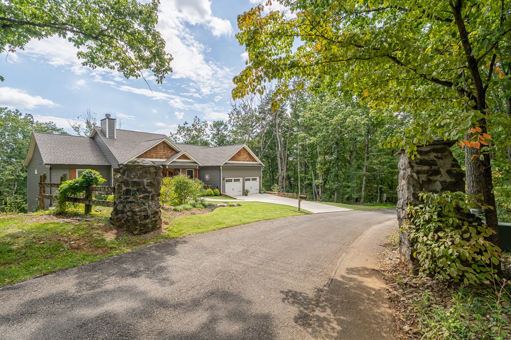 297 Greystone Road Talking Rock, GA 30175 - Photo 5 of 71 Gallery Image 5