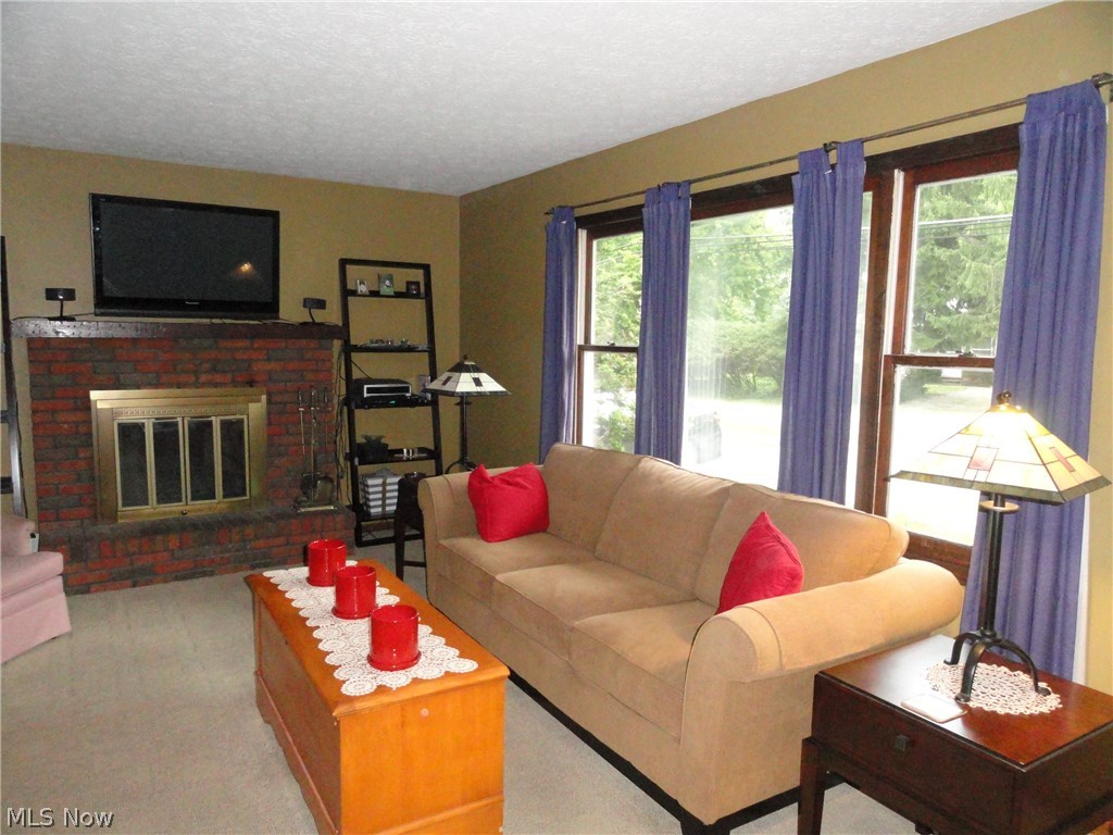 3776 Baumberger Road Stow, OH 44224 - Photo 2 of 20 Gallery Image 2