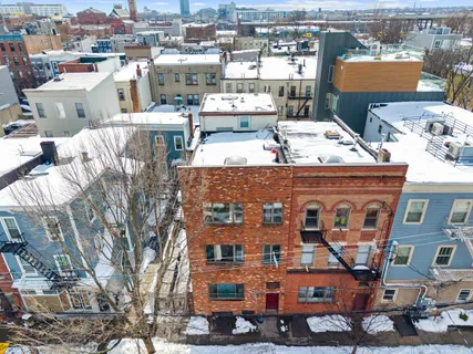 $799,000 | 377 3rd Street, Unit 1, Jersey City, NJ 07302