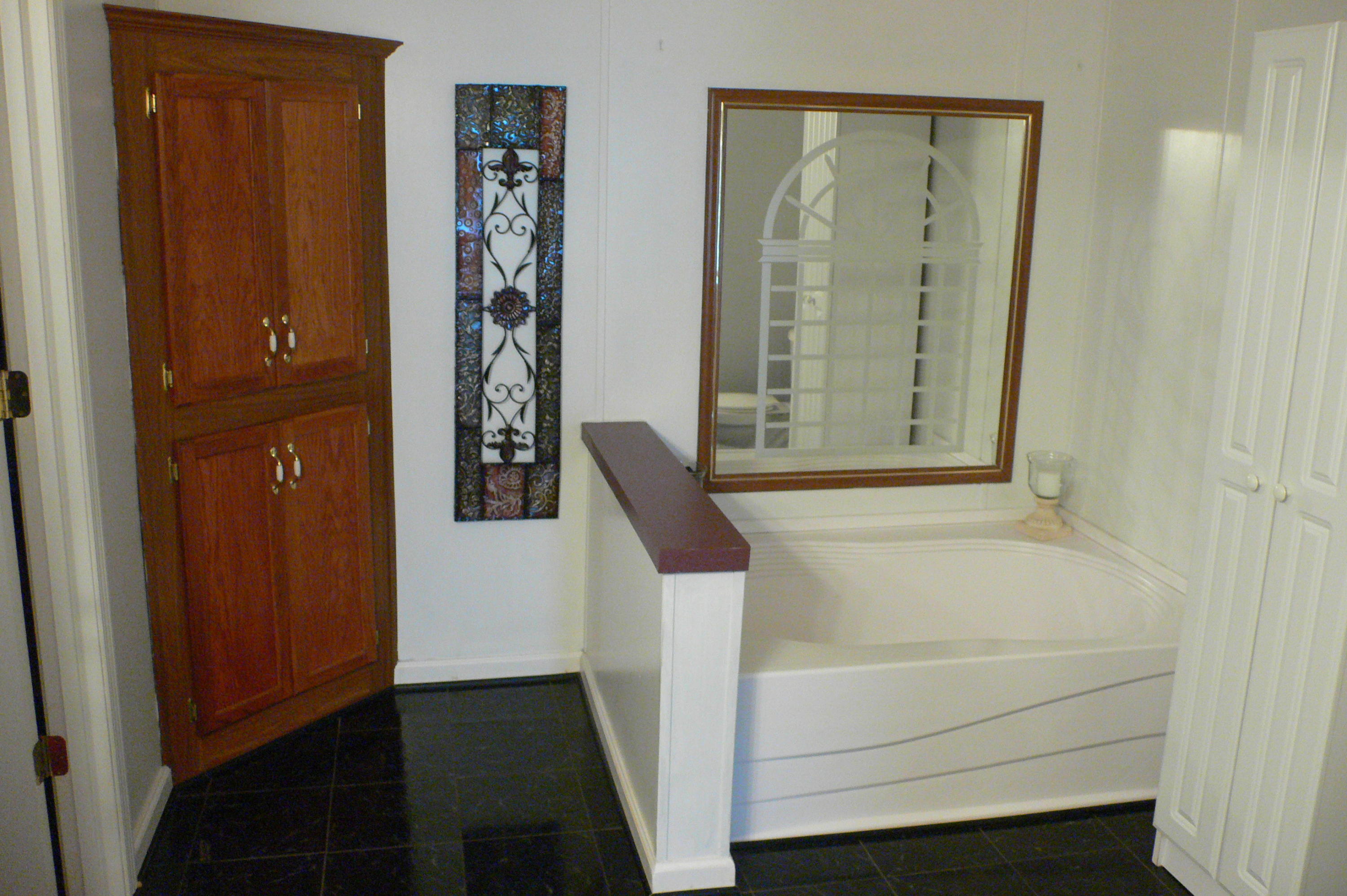 535 Strader Road Powell, TN 37849 - Photo 19 of 26 Master Bath Suite w/ Soaking Tub