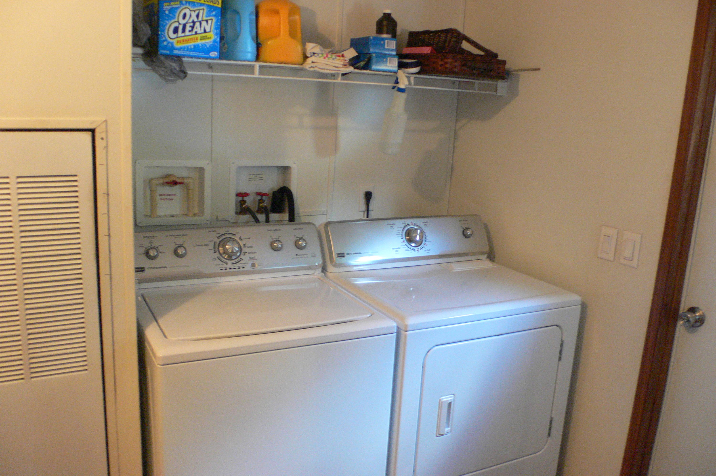 535 Strader Road Powell, TN 37849 - Photo 23 of 26 Laundry Room