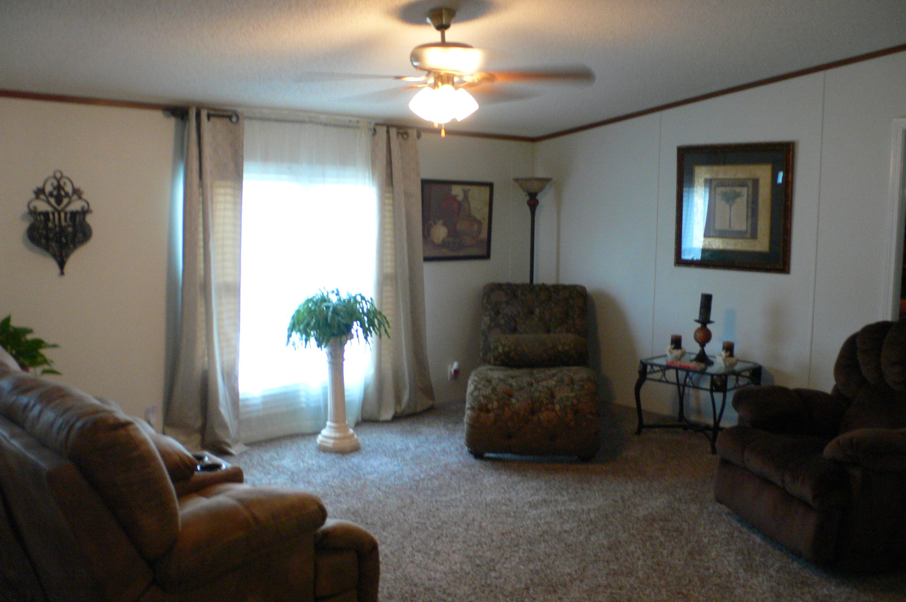 535 Strader Road Powell, TN 37849 - Photo 9 of 26 Living area