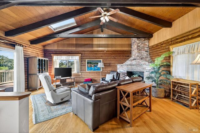 $899,000 | 30 Manzanita Avenue, Novato, CA 94945