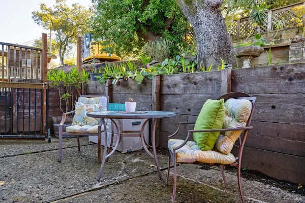 $875,000 | 30 Manzanita Avenue, Novato, CA 94945