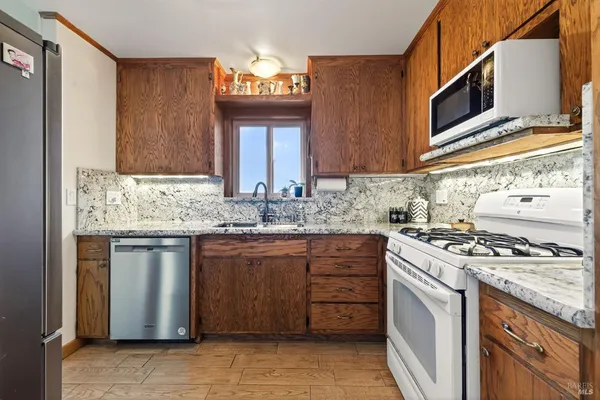 $875,000 | 30 Manzanita Avenue, Novato, CA 94945