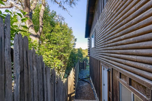 $899,000 | 30 Manzanita Avenue, Novato, CA 94945