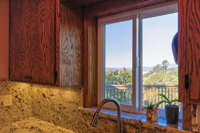 $899,000 | 30 Manzanita Avenue, Novato, CA 94945