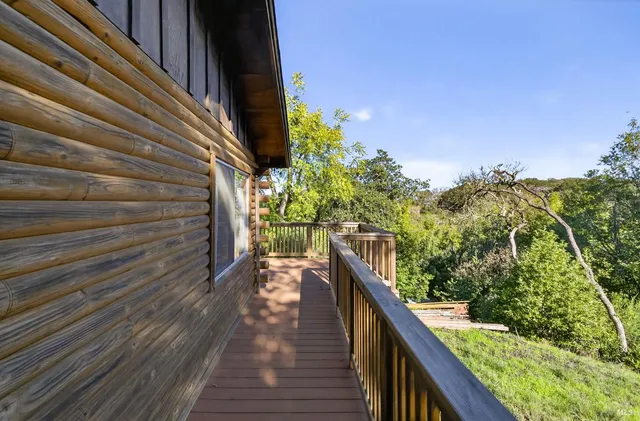 $899,000 | 30 Manzanita Avenue, Novato, CA 94945