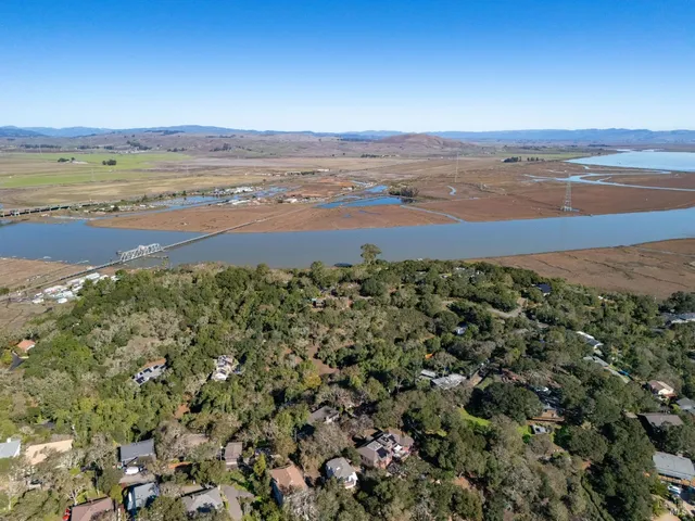 $899,000 | 30 Manzanita Avenue, Novato, CA 94945