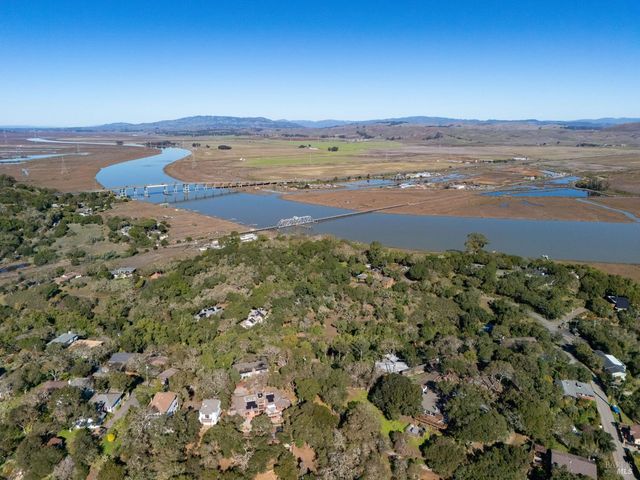 $899,000 | 30 Manzanita Avenue, Novato, CA 94945