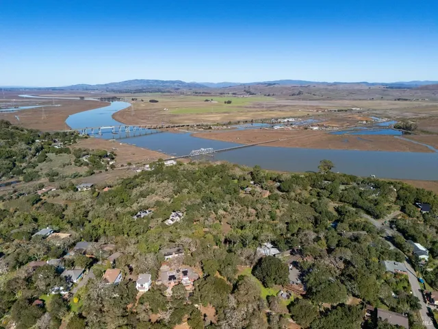 $899,000 | 30 Manzanita Avenue, Novato, CA 94945