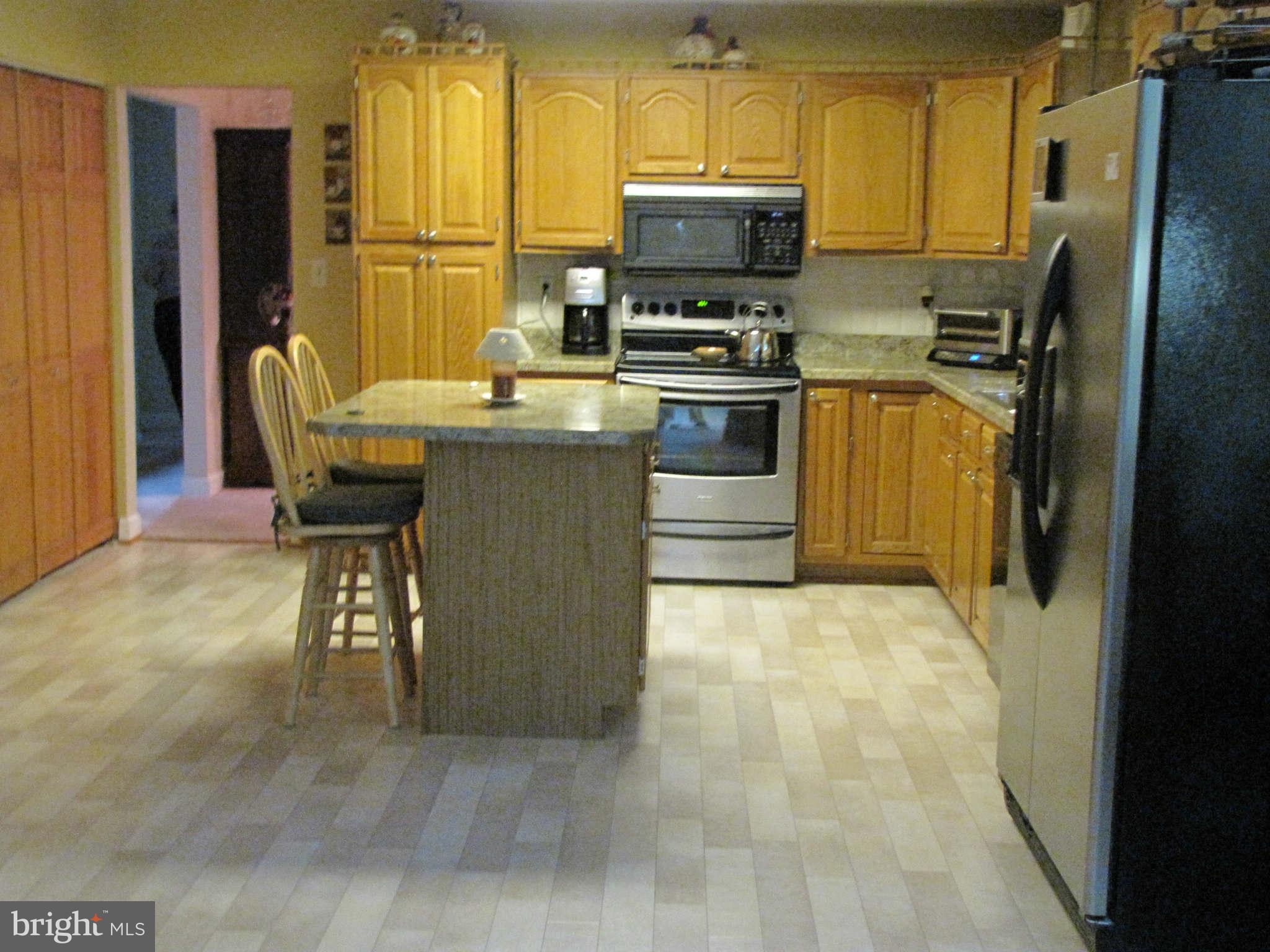 7816 Metacomet Road Hanover, MD 21076 - Photo 11 of 30 Kitchen