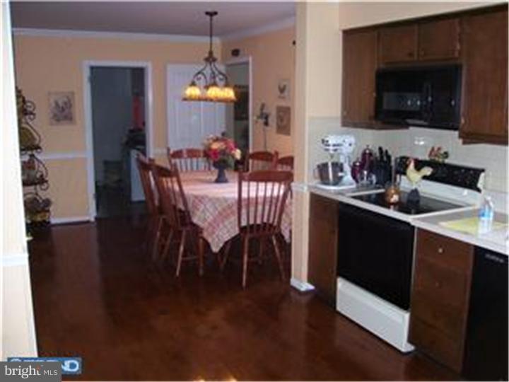 3037 Griffith Road Norristown, PA 19403 - Photo 3 of 23 Gallery Image 3