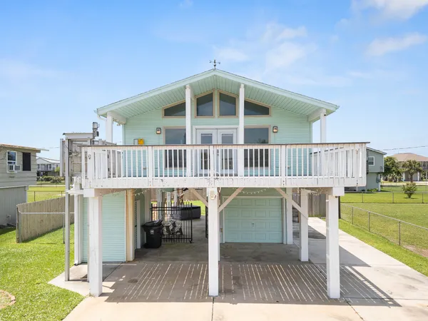 $2,500 | 4014 Kent Drive, Galveston, TX 77554