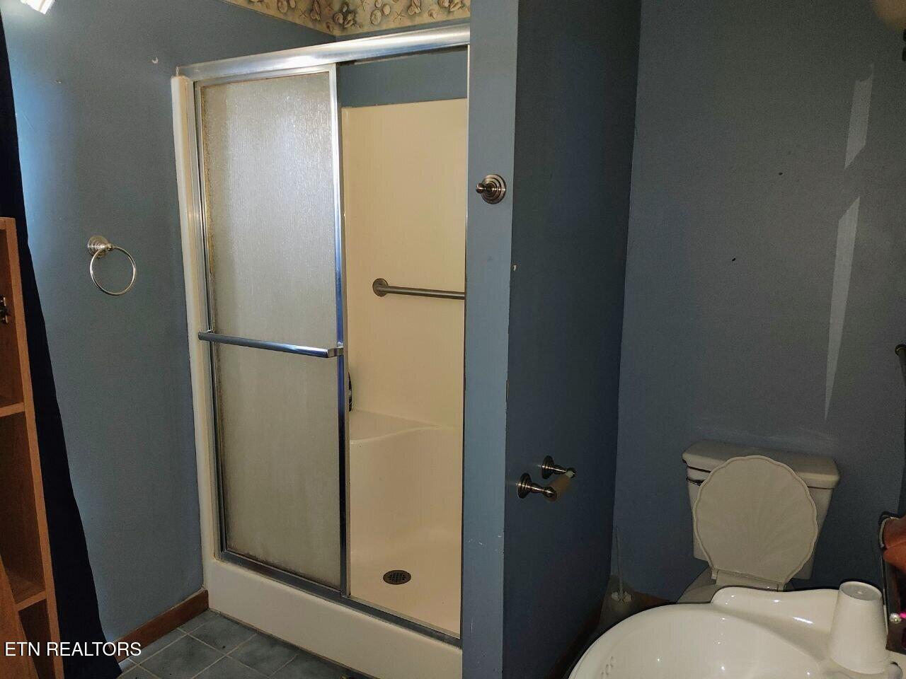 190 Parliament Road Harrogate, TN 37752 - Photo 8 of 8 8