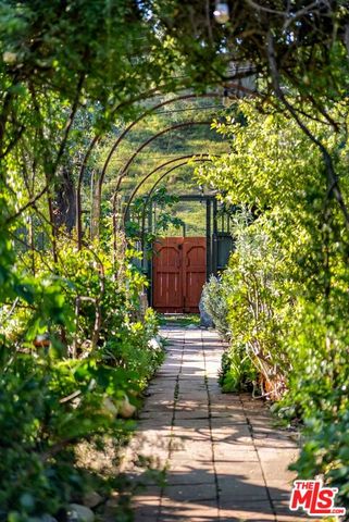 $1,850,000 | 4665 North Figueroa Street, Los Angeles, CA 90065