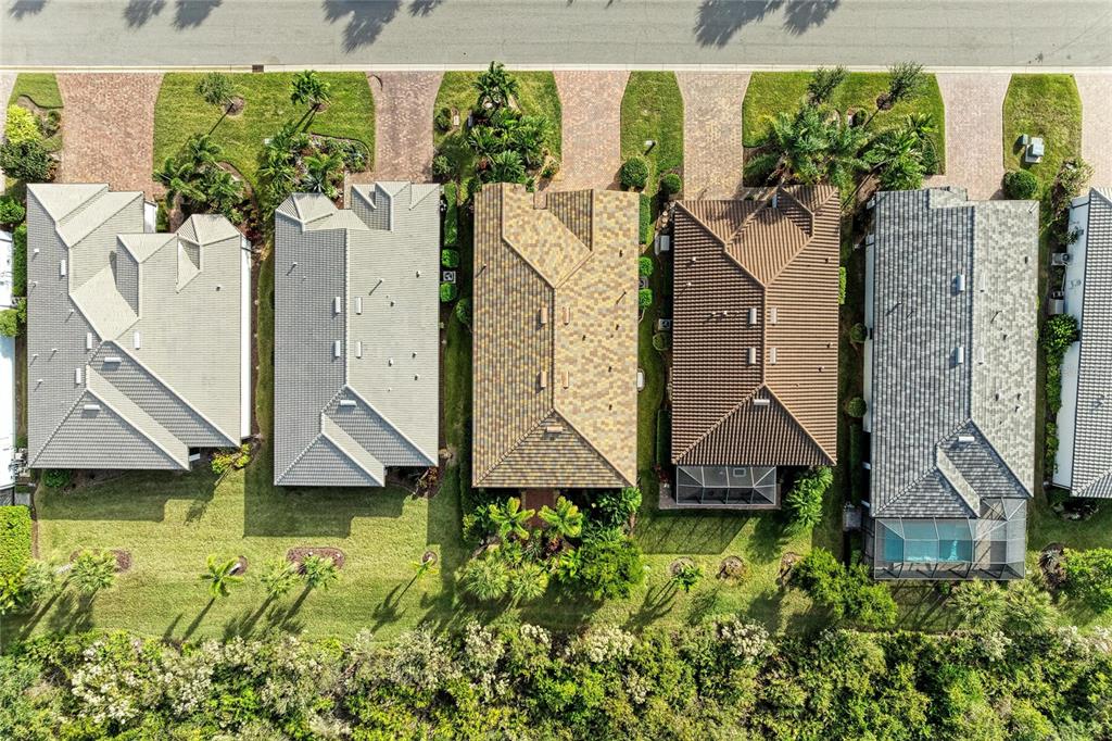 17631 Colebrook Circle Lakewood Ranch, FL 34202 - Photo 68 of 85 an aerial view of a house having swimming pool