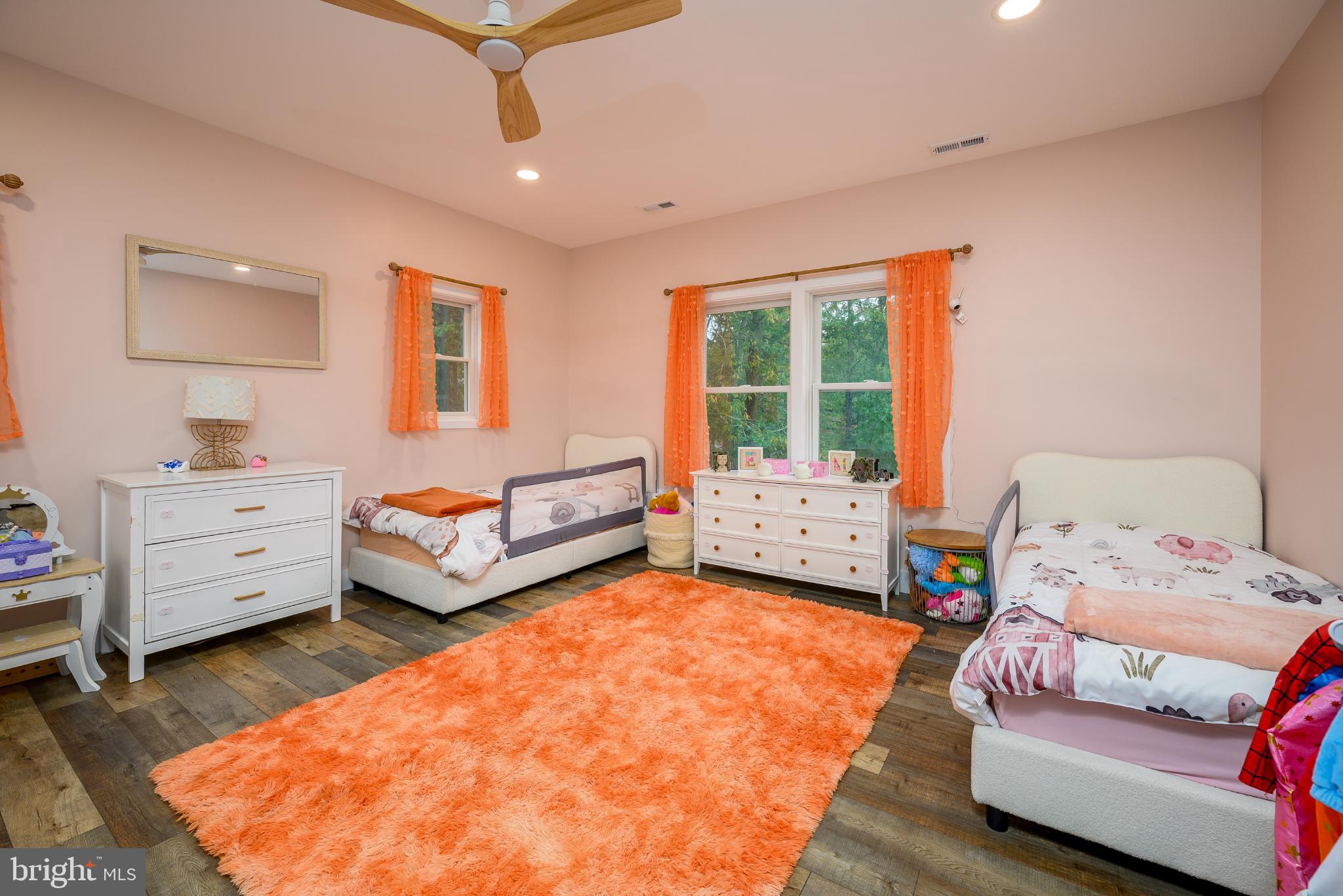 453 Stage Road Little Egg Harbor, NJ 08087 - Photo 48 of 54 Bright and cheerful children's bedroom retreat.