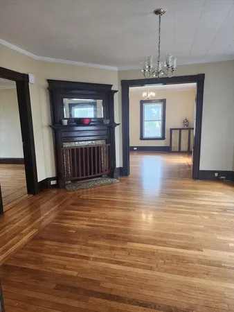 $2,500 | 10 Warner Street, Unit 1, Salem, MA 01970