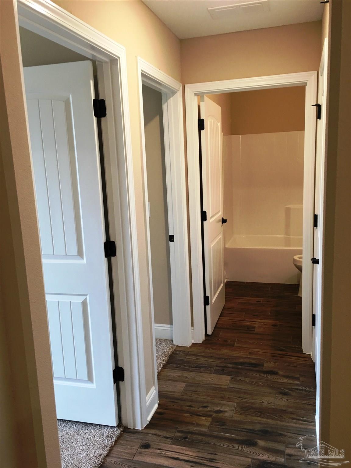5480 South A Jones Road Milton, FL 32583 - Photo 13 of 35 Front hall leads to 2 bedrooms & 1 bath.