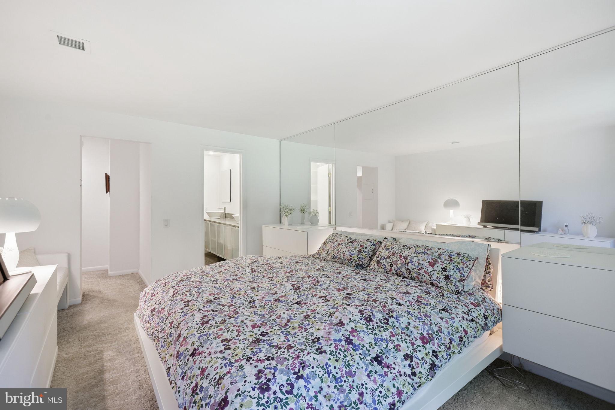 4100 Cathedral Avenue Northwest, Unit 615 Washington, DC 20016 - Photo 30 of 48