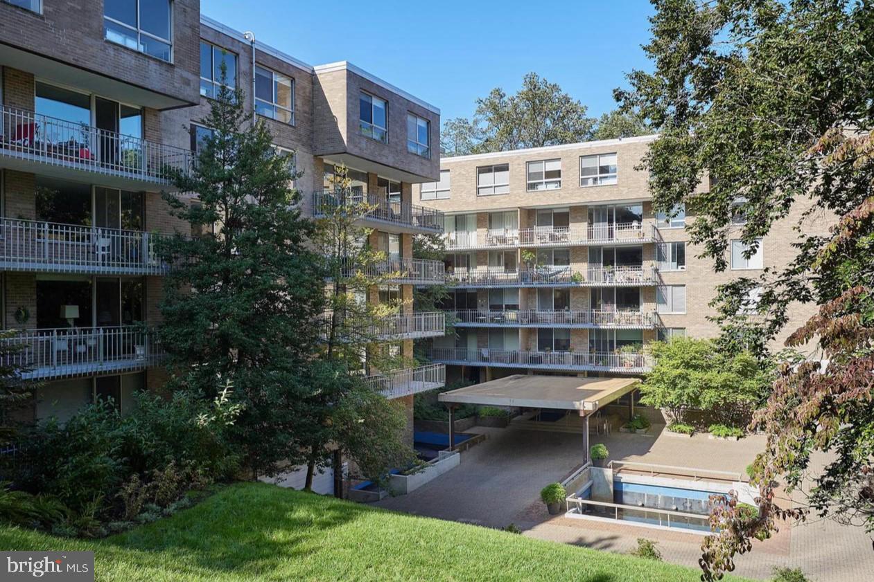 4100 Cathedral Avenue Northwest, Unit 615 Washington, DC 20016 - Photo 45 of 48