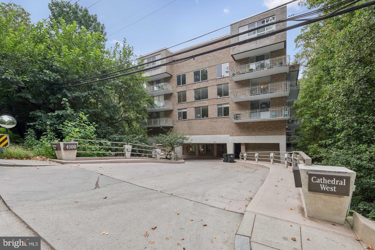 4100 Cathedral Avenue Northwest, Unit 615 Washington, DC 20016 - Photo 47 of 48