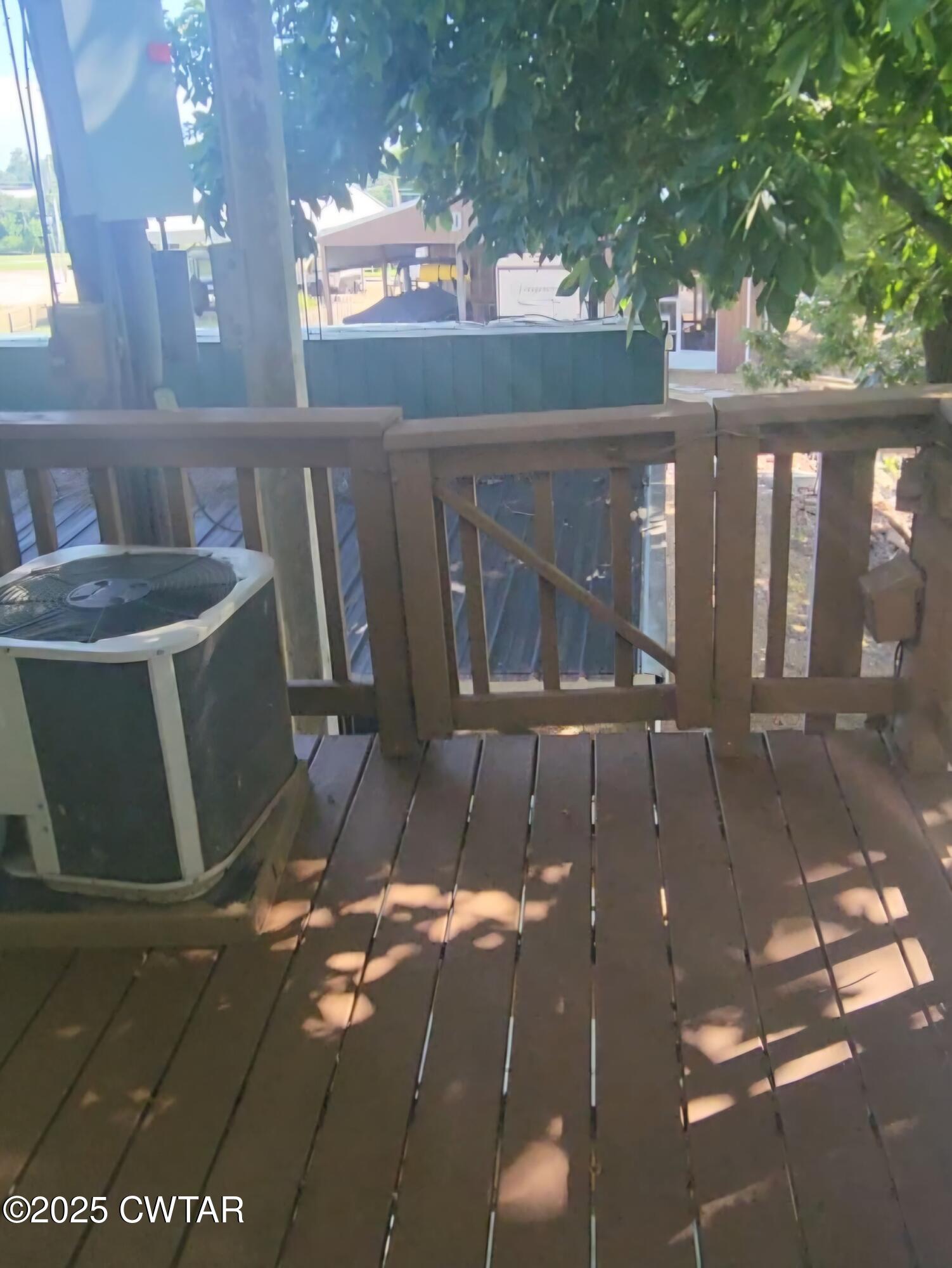 407 Pevahouse Camp Lane Decaturville, TN 38329 - Photo 10 of 44 elevator gate