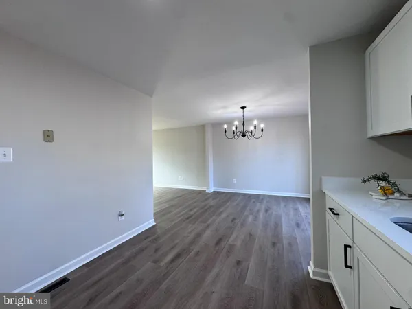 $2,000 | 76 Devonne Drive, Fredericksburg, VA 22407