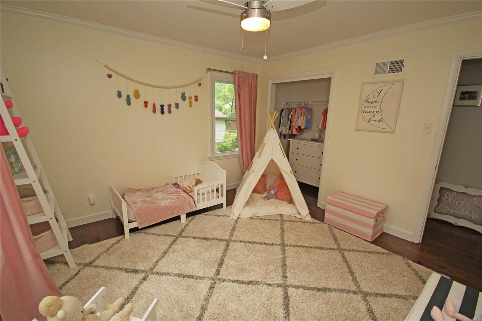 709 Edgar Road St. Louis, MO 63119 - Photo 17 of 35 Gallery Image 17