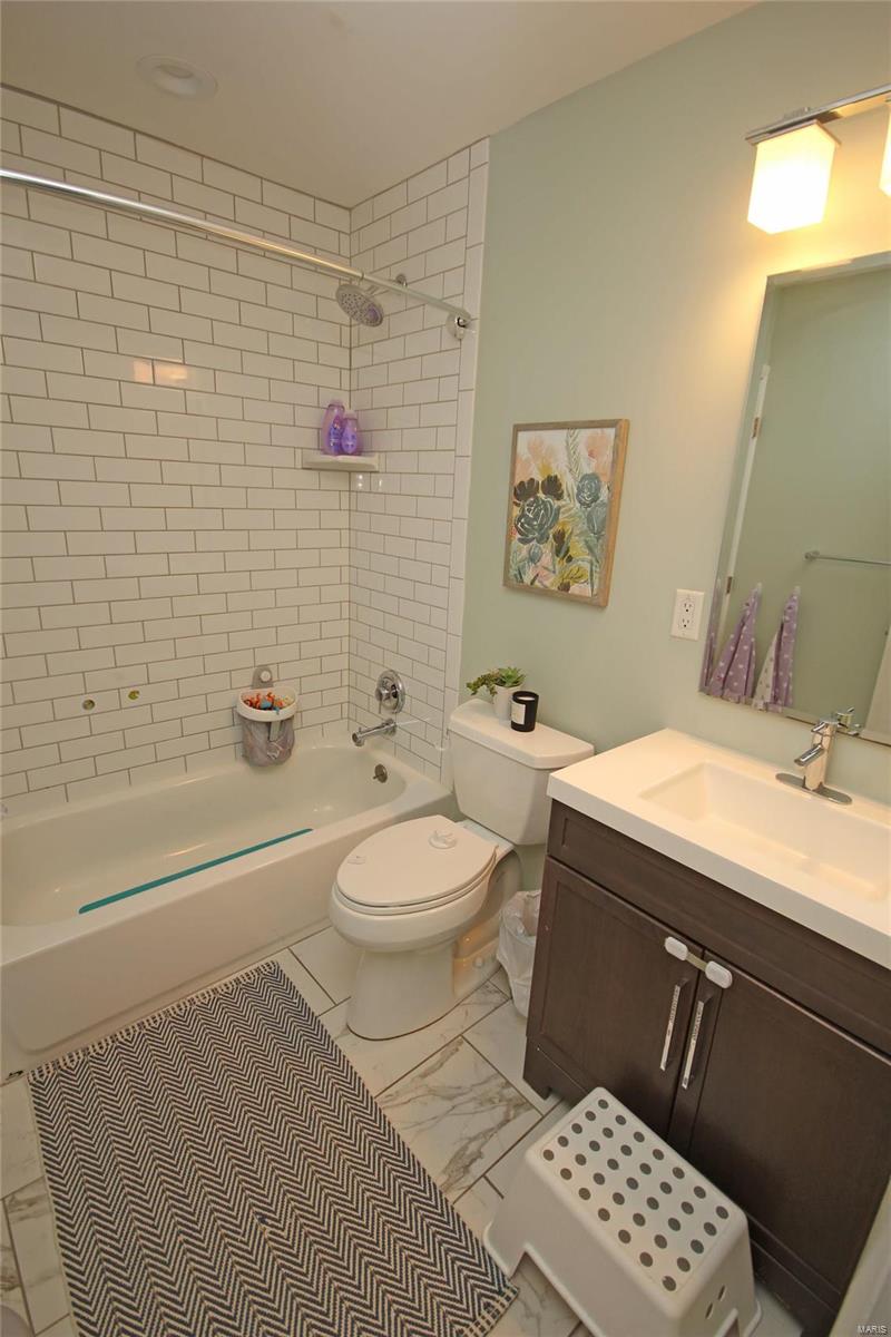709 Edgar Road St. Louis, MO 63119 - Photo 22 of 35 Gallery Image 22