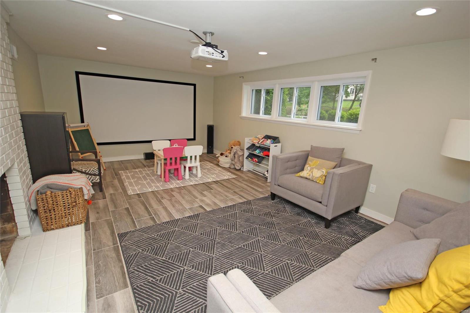 709 Edgar Road St. Louis, MO 63119 - Photo 23 of 35 Gallery Image 23