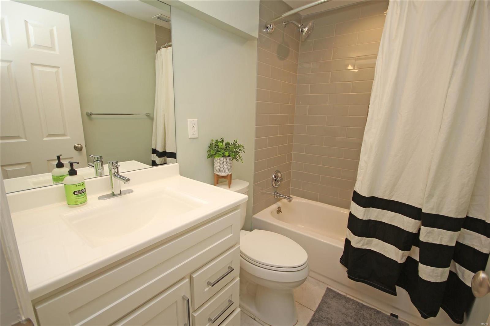 709 Edgar Road St. Louis, MO 63119 - Photo 25 of 35 Gallery Image 25