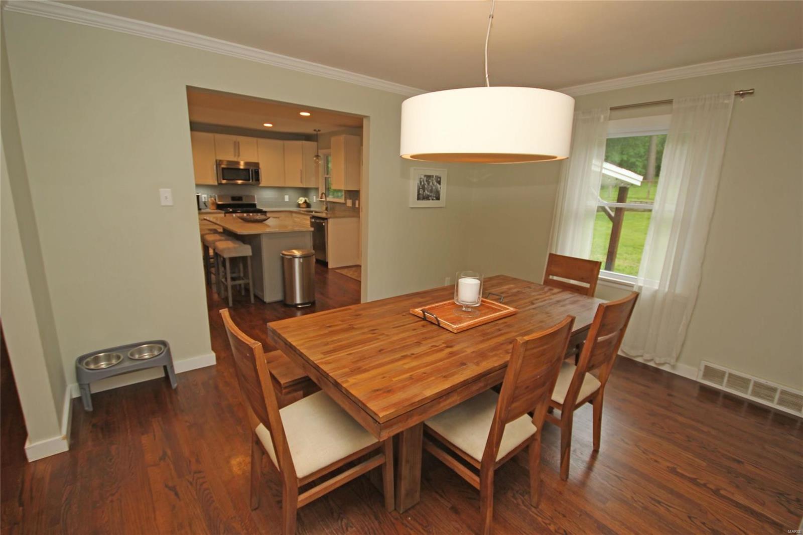 709 Edgar Road St. Louis, MO 63119 - Photo 10 of 35 Gallery Image 10