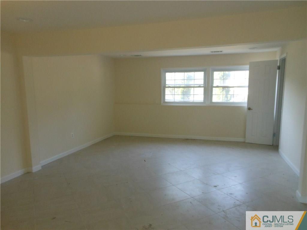 23 University Road East Brunswick, NJ 08816 - Photo 13 of 17 Gallery Image 13