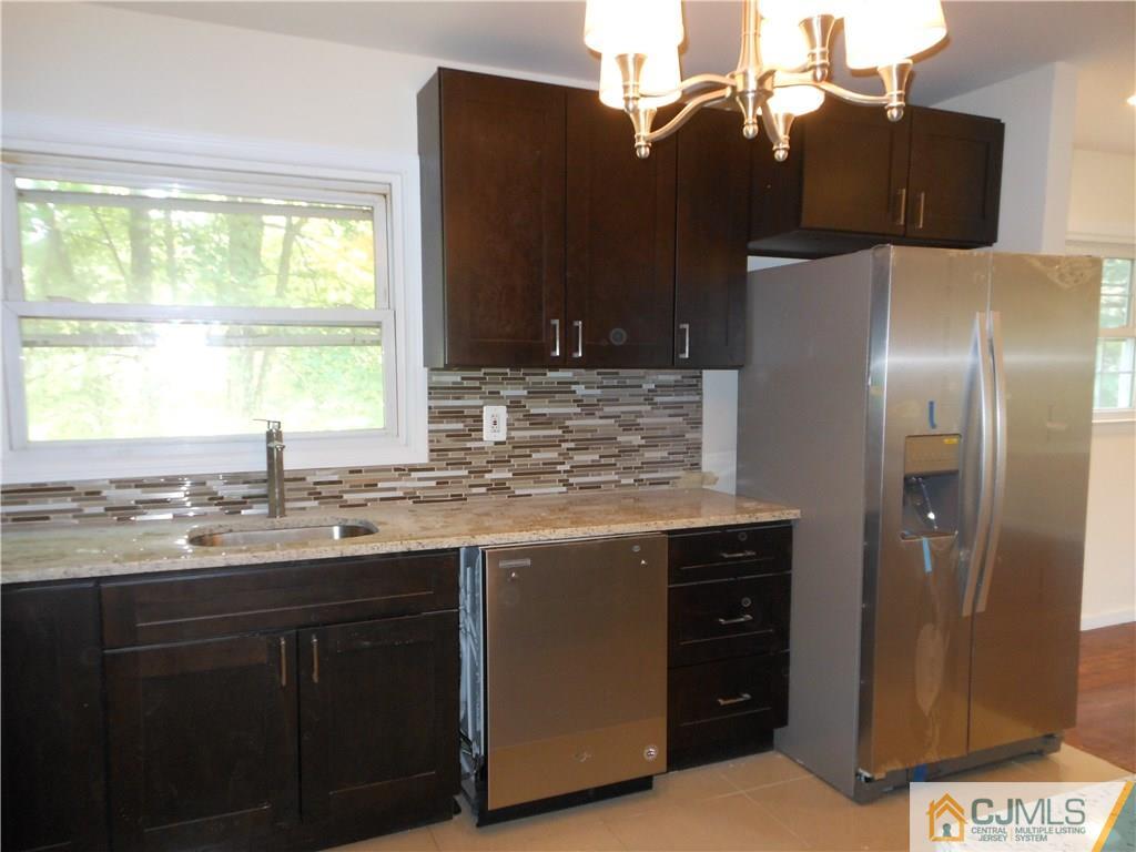 23 University Road East Brunswick, NJ 08816 - Photo 5 of 17 Gallery Image 5