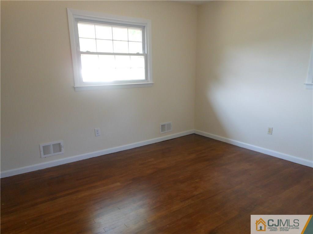 23 University Road East Brunswick, NJ 08816 - Photo 10 of 17 Gallery Image 10