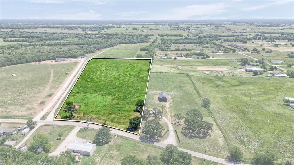 927 Yowell Road Whitesboro, TX 76273 - Photo 1 of 1 Aerial view (boundaries on right are approximate) looking east from Yowell Rd.