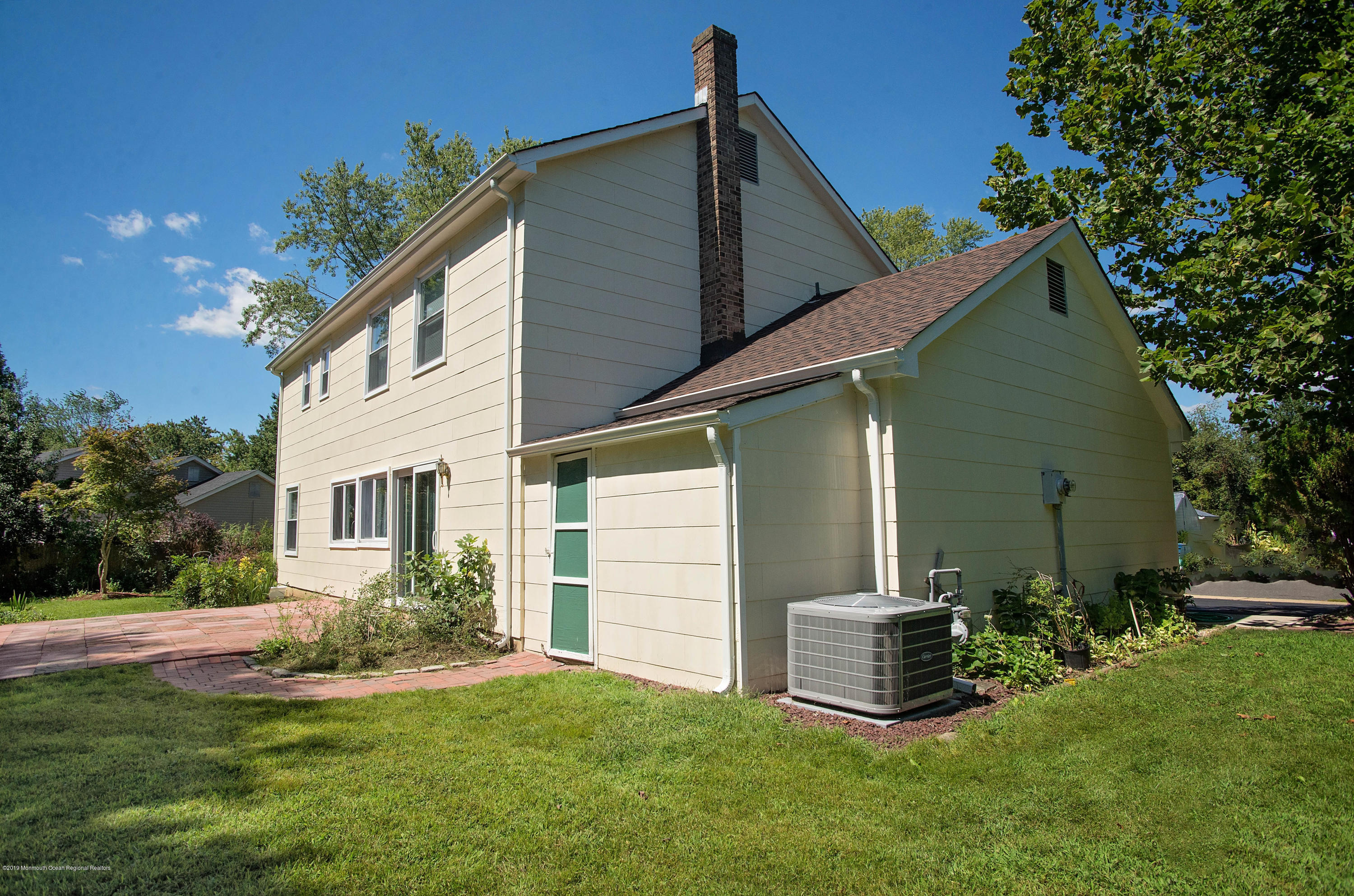 89 Andover Road Jackson, NJ 08527 - Photo 22 of 25 Back of House