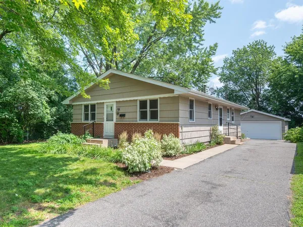 $2,950 | 6321 Wilryan Avenue, Edina, MN 55439