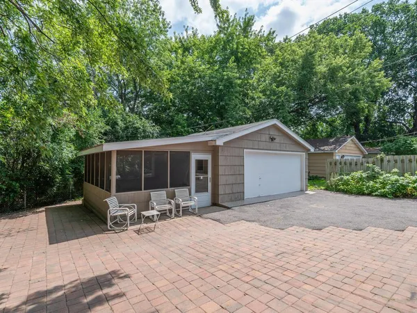 $2,950 | 6321 Wilryan Avenue, Edina, MN 55439