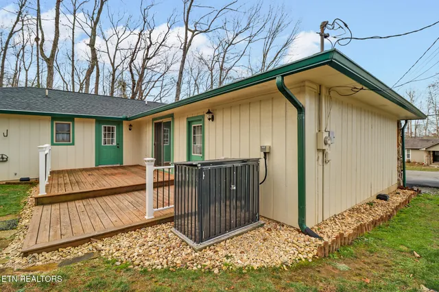 $260,000 | 114 Lakeshire Drive, Crossville, TN 38558