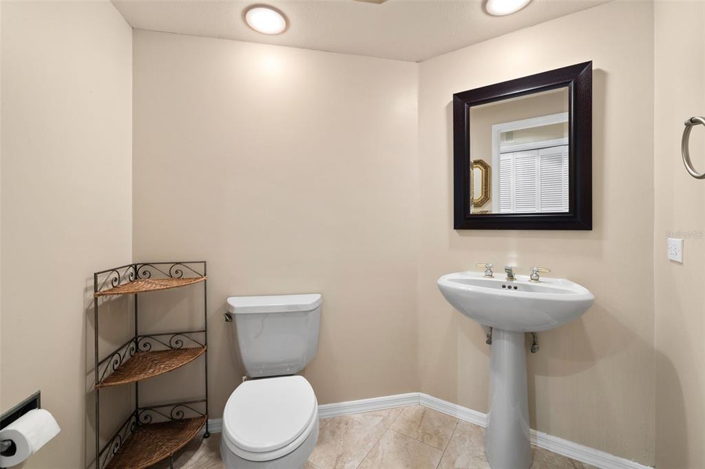 1343 Ranchero Drive Sarasota, FL 34240 - Photo 52 of 68